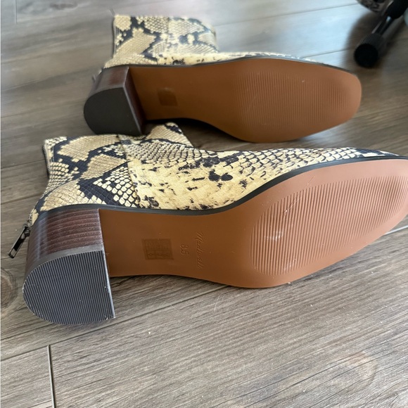 Madewell the essex ankle boot in snakeskin stamped leather (never worn!) - Picture 10 of 10